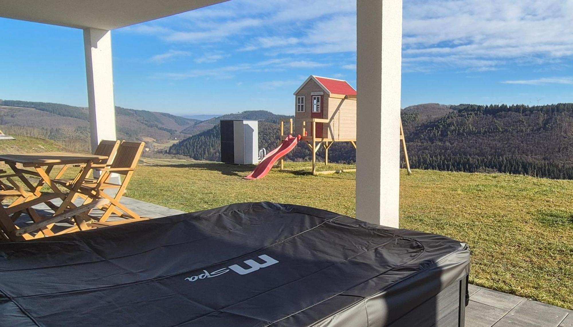 Serenity Vista Retreat Bnb Bescheid Exterior foto